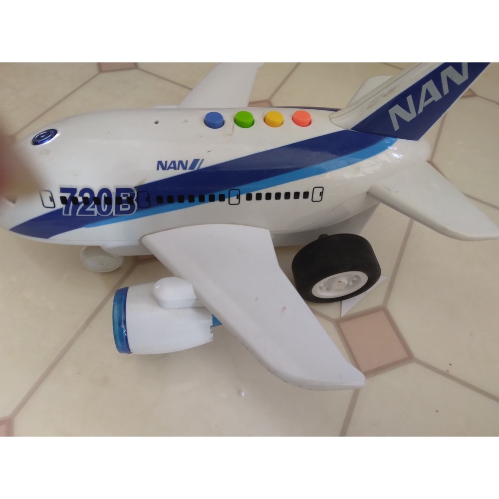 Brooklyn Lollipops airplane jumbo jet toy friction power battery sound  lights